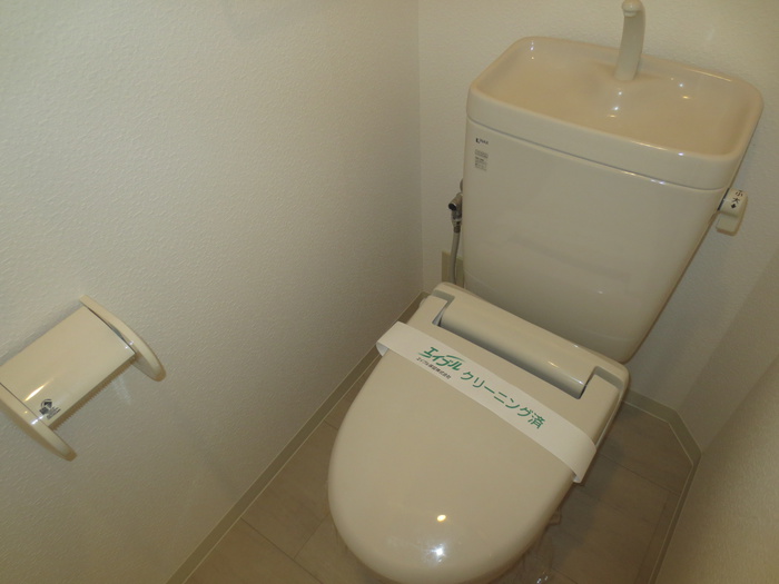 カーサビアンカ東岡崎のトイレ写真