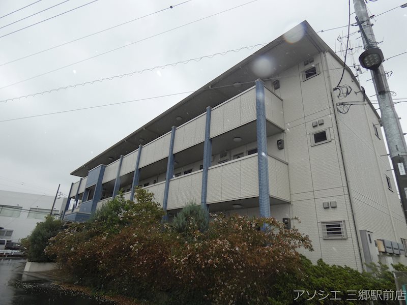 建物外観　カンピエーレのご紹介は住まいの窓口アソシエへ