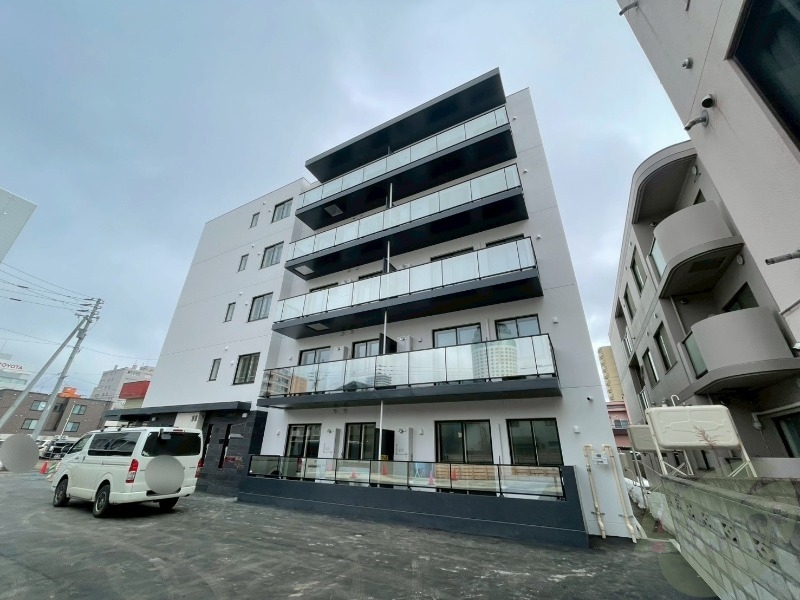 建物外観　札幌市中央区南五条西「Ｌｅｉａｌｉｉ５１１」