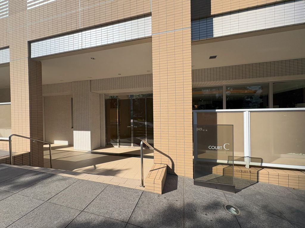 エントランス　エントランス