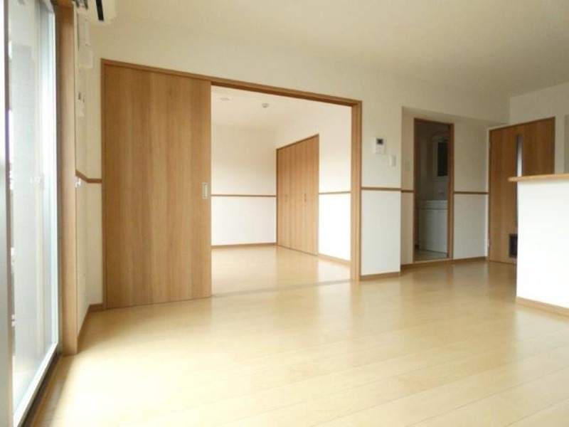 居室・リビング　図面と現状に相違がある場合には現状を優先