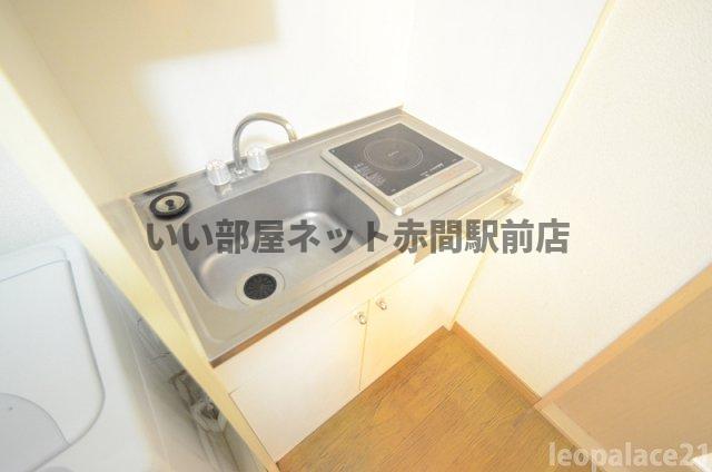 キッチン　設備・使用は号室により異なる為、現況を優先いたします。