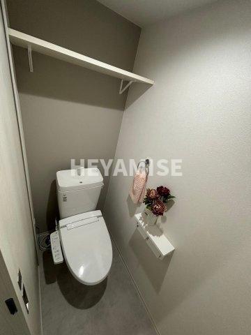 トイレ　★収納棚が有り便利です★モデルルーム★※別の号室