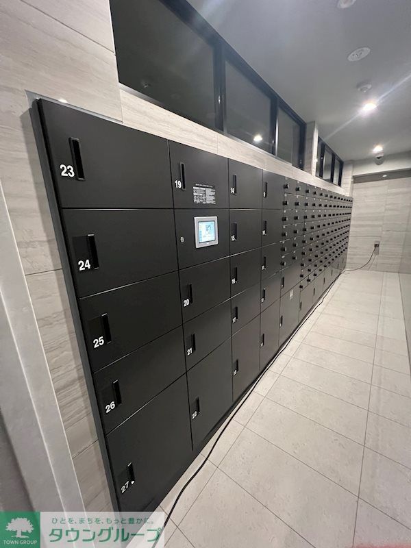 駐車場　宅配・メールボックス