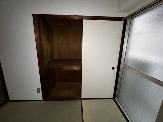 収納　※別部屋の写真です