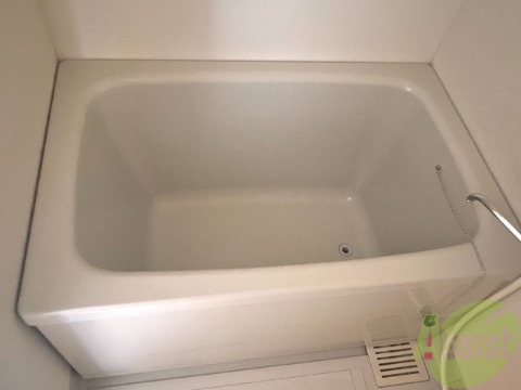 バス・シャワールーム　バスルームはこちらです。一日の疲れをここで癒して下さい。