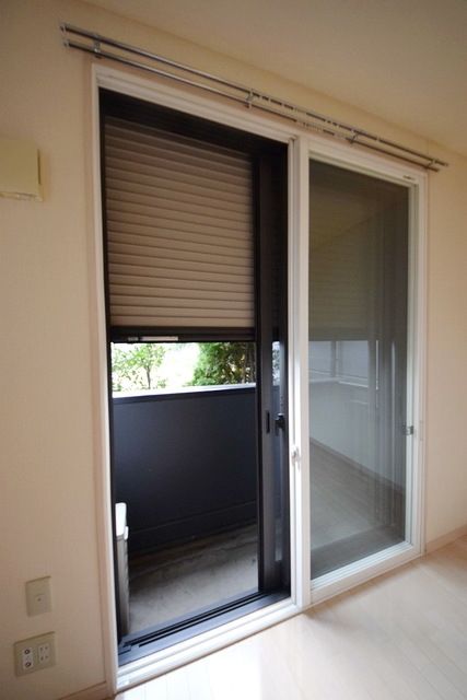 その他　★シャッター付き★