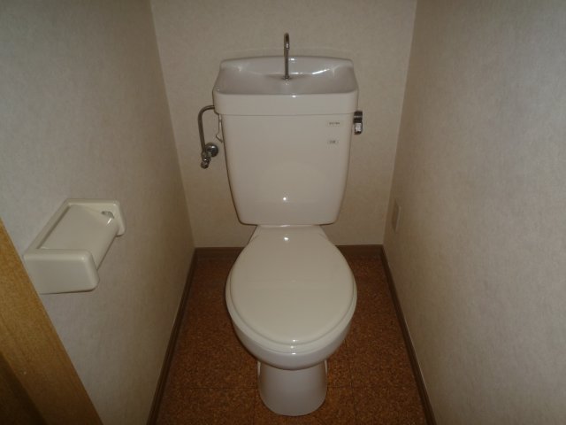 メゾンLのトイレ写真