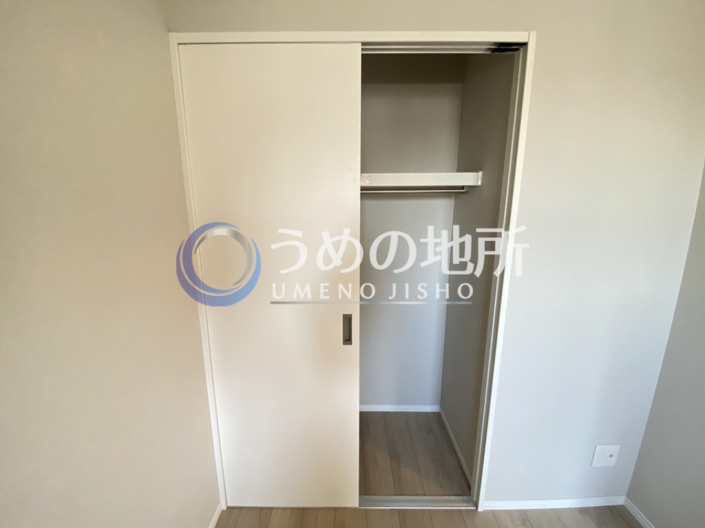 収納　洋室収納