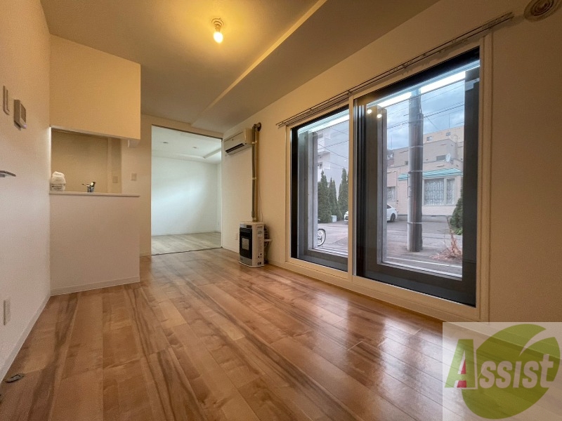 居室・リビング　広くてキレイなＬＤＫが広がっていて、充実した生活が送れそう。