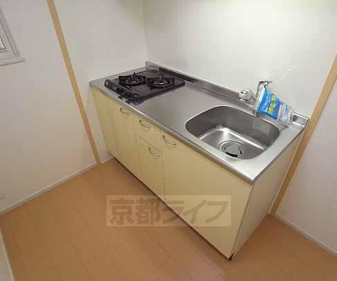 キッチン　二口ガスコンロ付システムキッチンです。