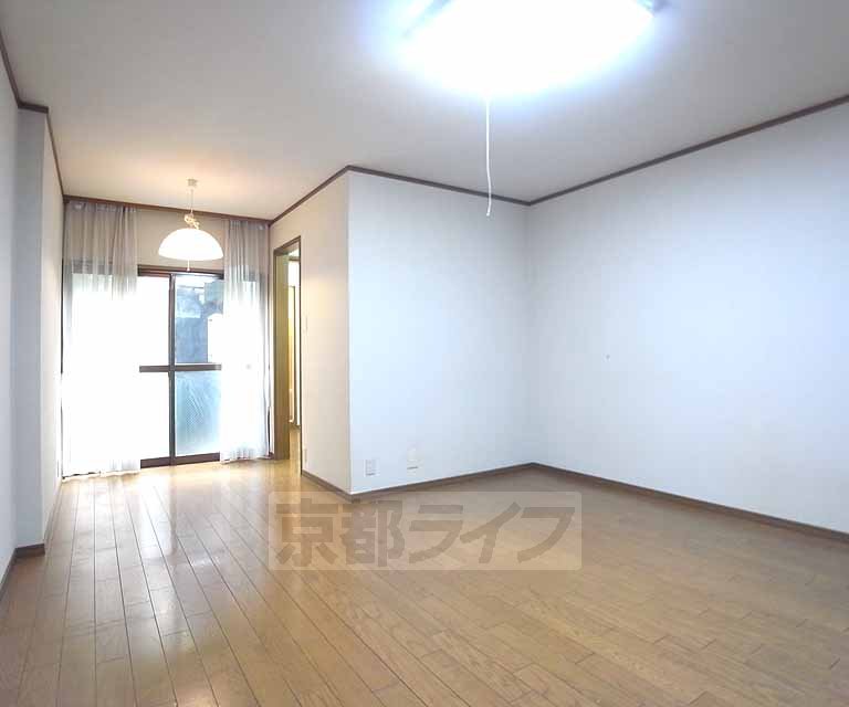 居室・リビング　広々リビング！