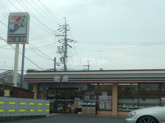 コンビニ　セブンイレブン 大津大萱3丁目店（コンビニ）まで11m