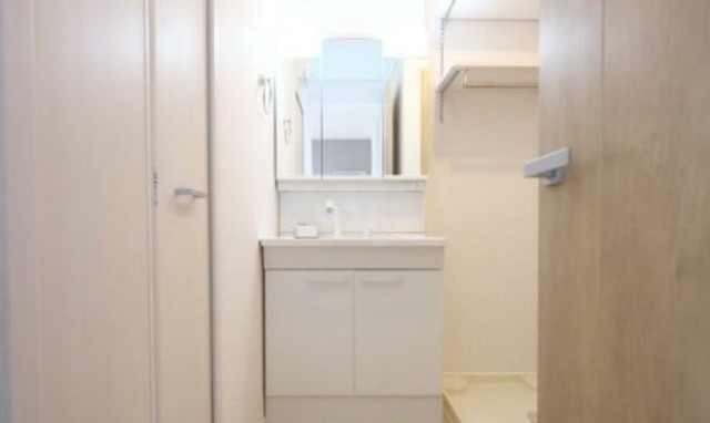 洗面設備　同仕様