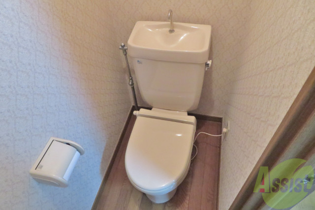 トイレ　トイレはシンプルかつオーソドックスで使いやすそうです。