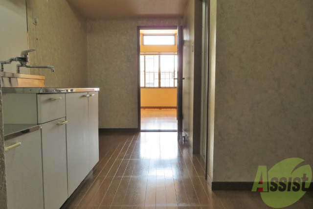 玄関　玄関から見た景色です。イメージできますか。