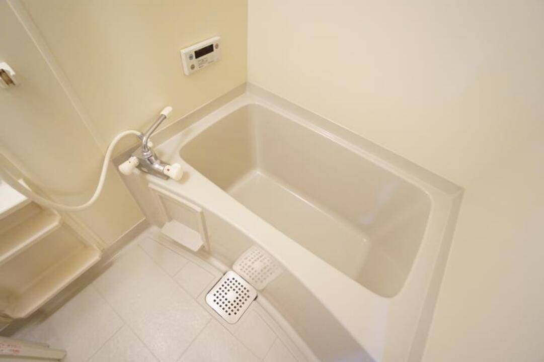 バス・シャワールーム　浴室