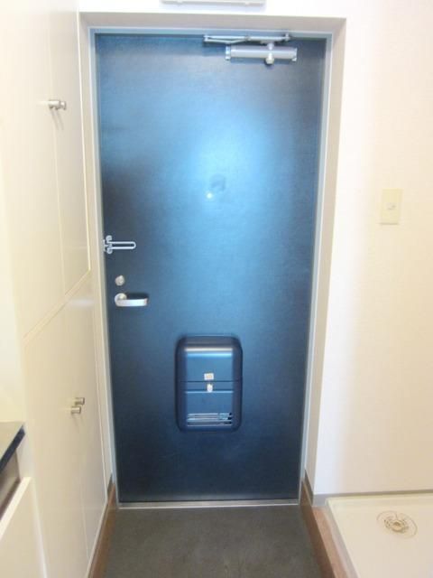 玄関　♪今日も一日頑張ろう！♪