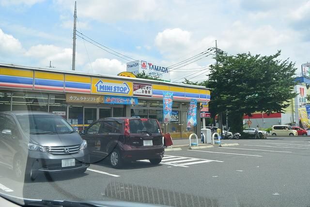 コンビニ　ミニストップ（コンビニ）まで218m