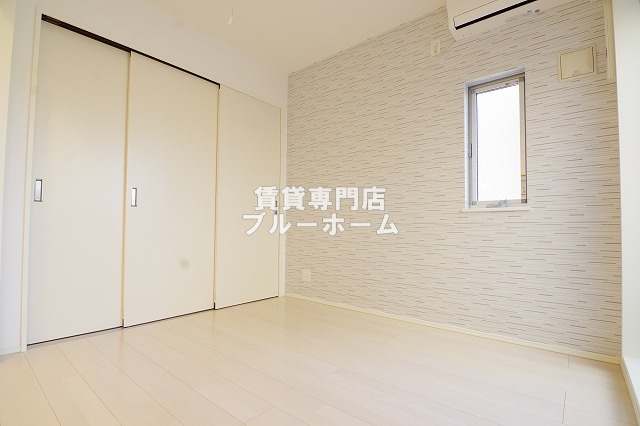 その他部屋・スペース　3.7帖のゆったりとした洋室！