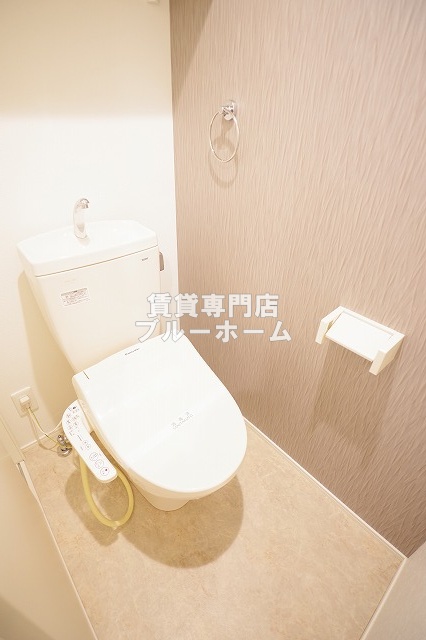 トイレ　温水洗浄便座付きのトイレ！