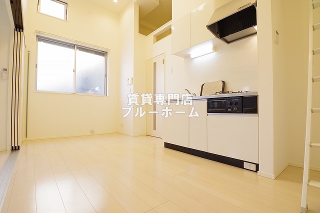 居室・リビング　8.1帖の広々としたリビング！