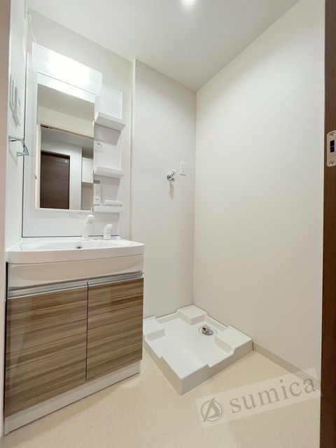 洗面設備　洗面脱衣所付き！独立洗面台が便利です♪♪