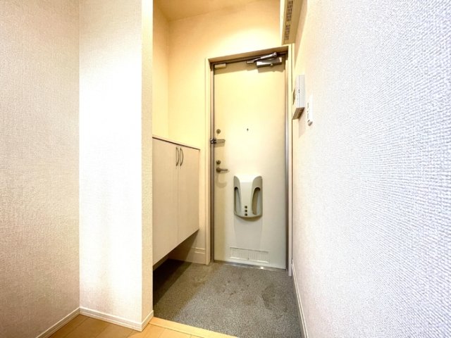 玄関　落ち着いた玄関です