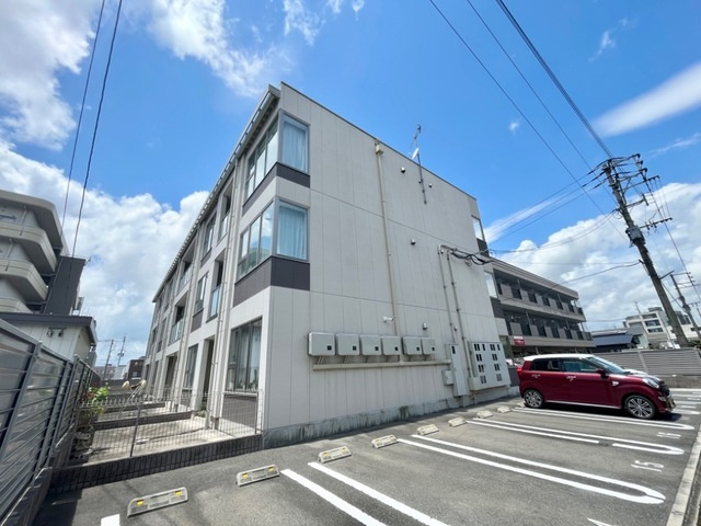 エントランス　清潔なエントランス★