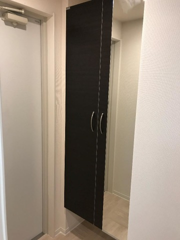 玄関　シューズボックス付きの玄関です★