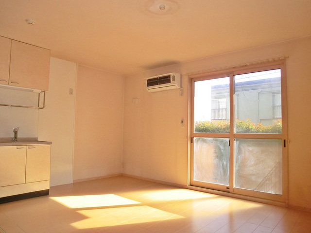 居室・リビング　広々としたリビング♪陽当り良好♪