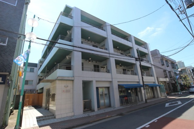 建物外観　鉄筋コンクリート造の賃貸マンション！