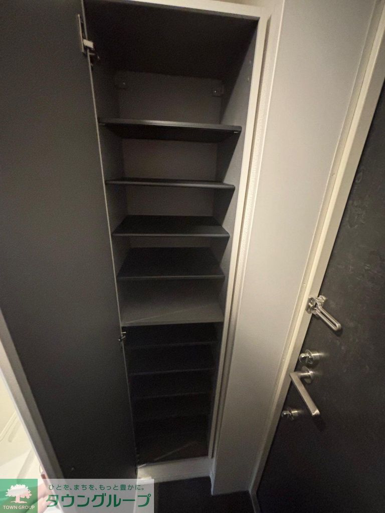 玄関　バルコニー