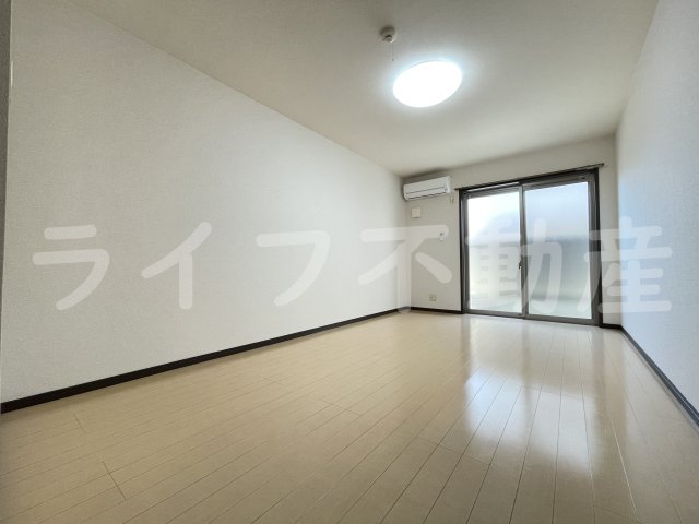 居室・リビング　ゆったりとした居間です