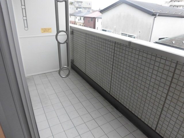 バルコニー　※別室参照