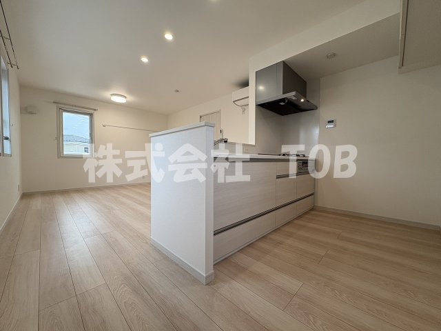 居室・リビング　2F　LDK14.3帖