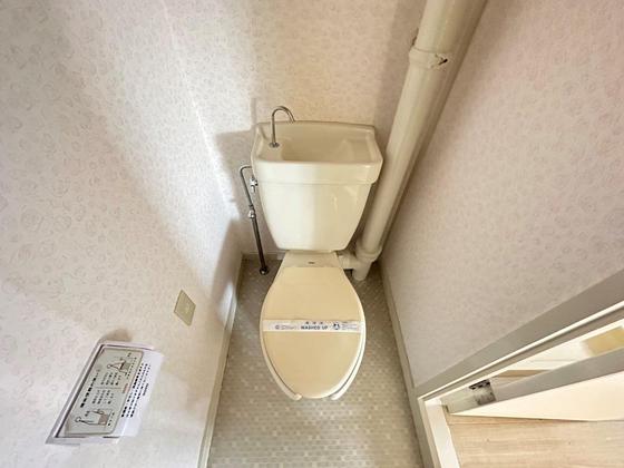 トイレ　※別部屋の写真です