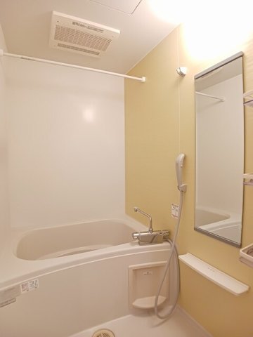 バス・シャワールーム　日々の暮らしに欠かせないお風呂です