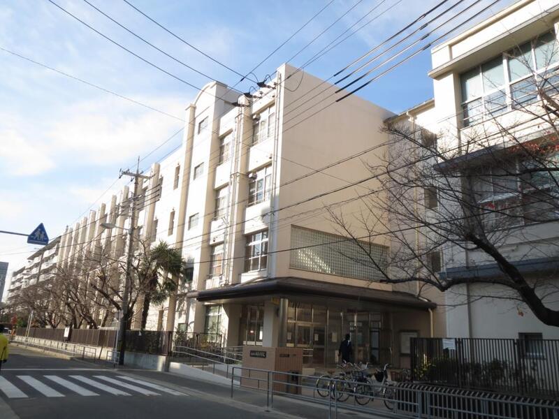 中学校　大阪市立城陽中学校（中学校）まで614m