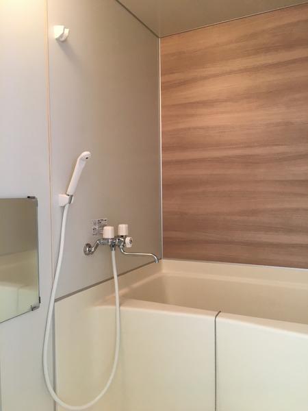 バス・シャワールーム　風呂トイレ別