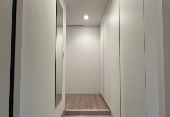 玄関　※参考写真