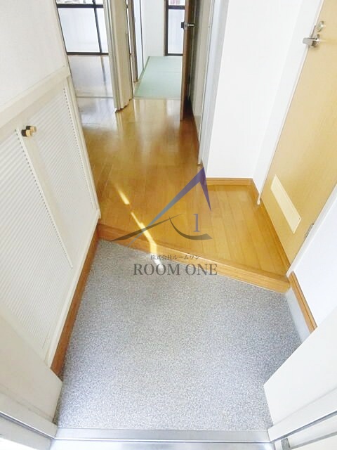 玄関　玄関です。