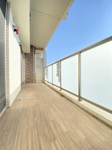 バルコニー　※同シリーズ類似物件（現況優先）