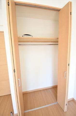 収納　★別部屋参考写真です★