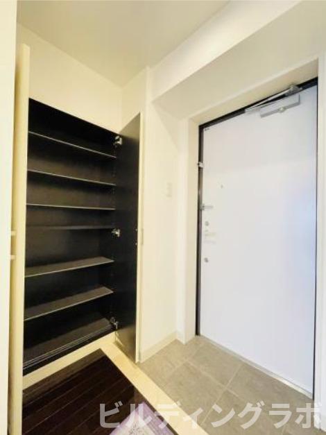 玄関　別号室参考画像です。