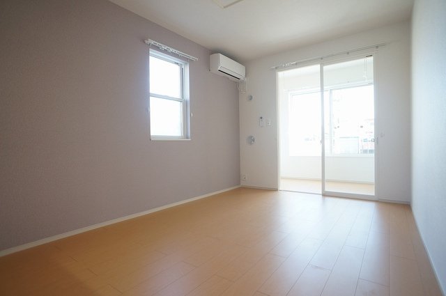 居室・リビング　おしゃれな居間です