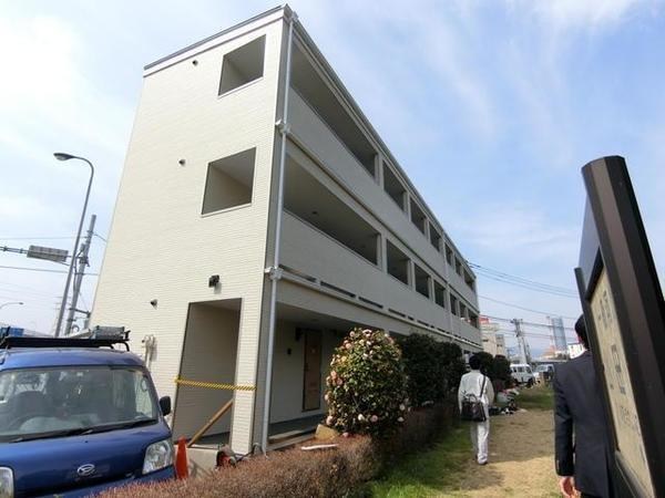 建物外観　駅徒歩圏内です。