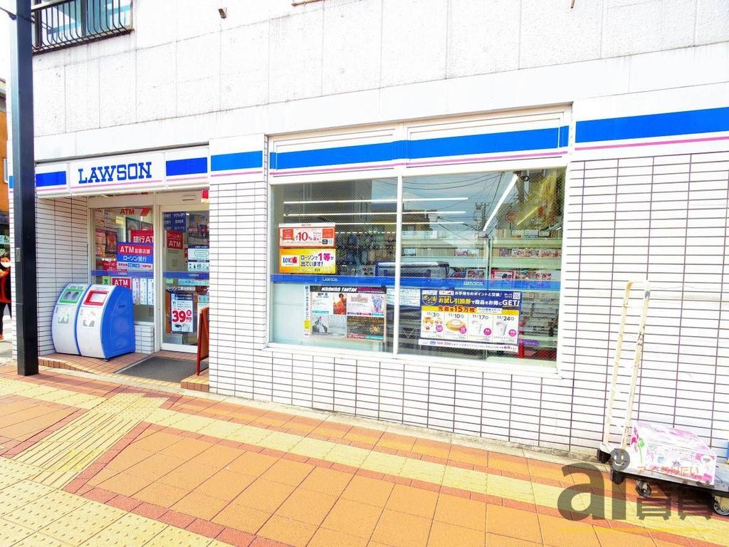 コンビニ　ローソン三鷹台駅前店（コンビニ）まで950m