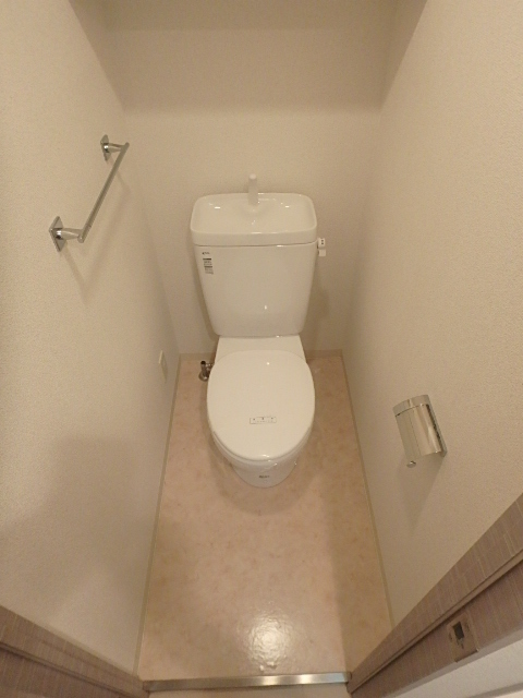 トイレ　清潔感のあるトイレです。