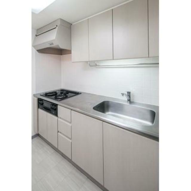 キッチン　※写真は同タイプ住戸です。